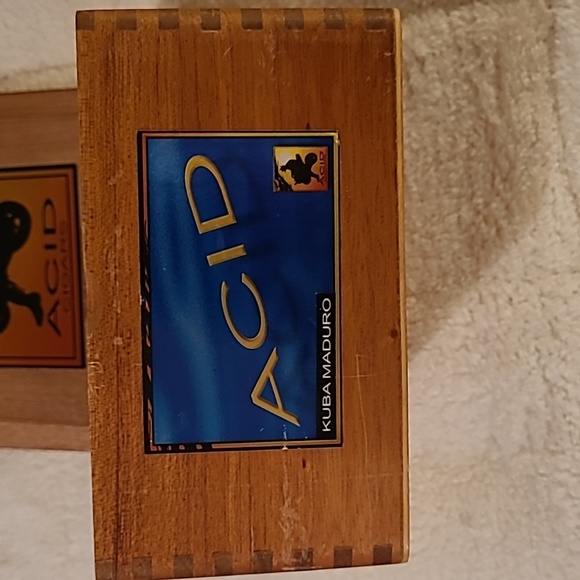 Old cigar box - Picture 4 of 4